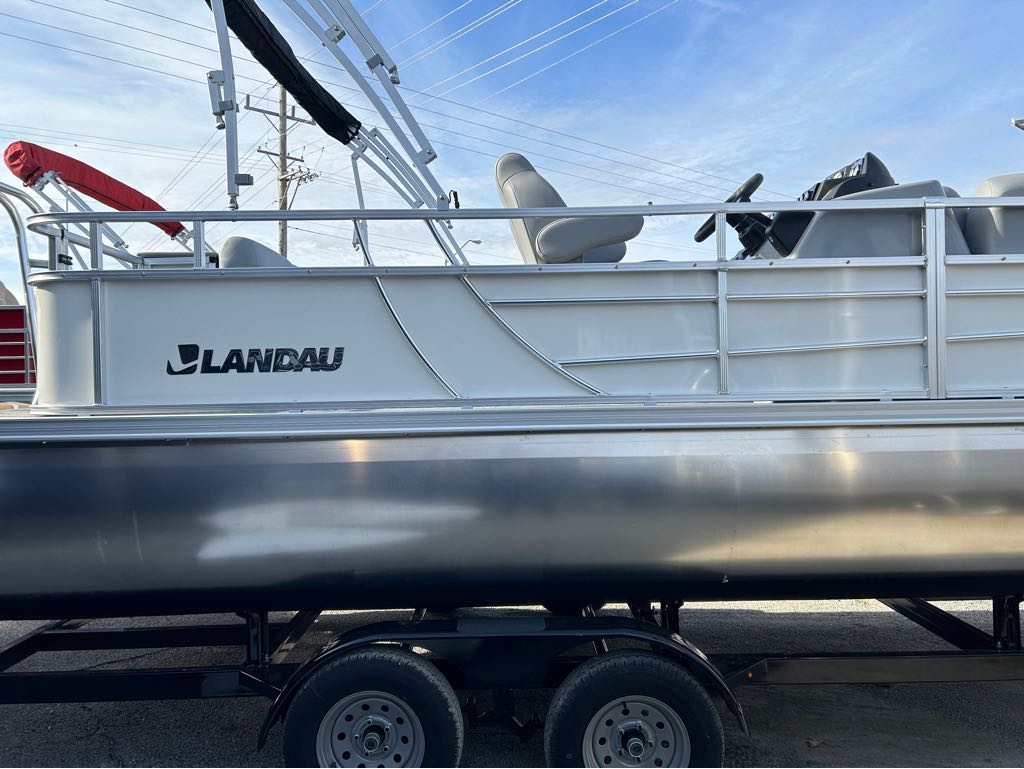 2023 Landau ISLAND BREEZE 252 CRUISE TRITOON 200HP SUZUKI 4 STROKE