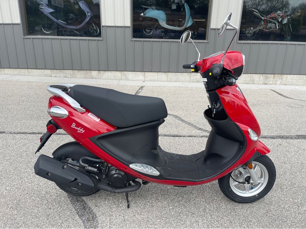 Scooters Kelly's Auto & Powersports Iowa City, IA (319) 3370500