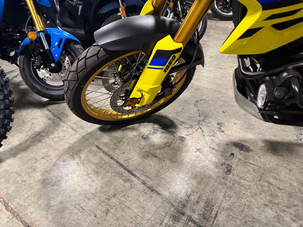 2023 Suzuki V-STROM 1050DE - Photo 7