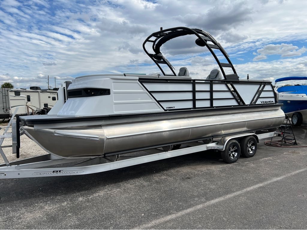 Pontoons from Lowe and Veranda Liquid Marine Clermont, FL (407