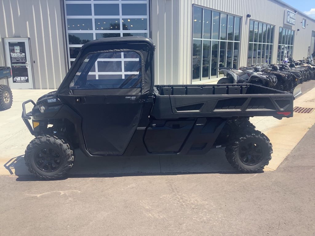2024 Can-Am Defender Pro HD10 XT - Photo 2