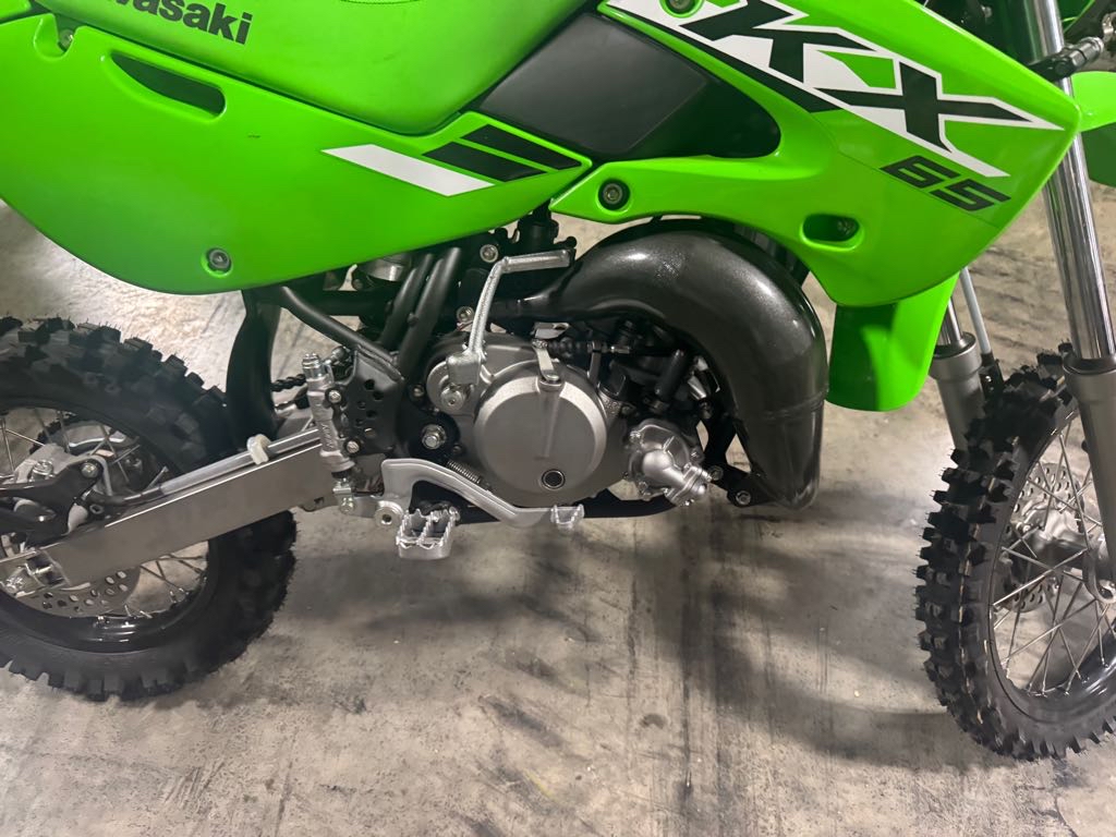 2025 Kawasaki KX 65 - Photo 2