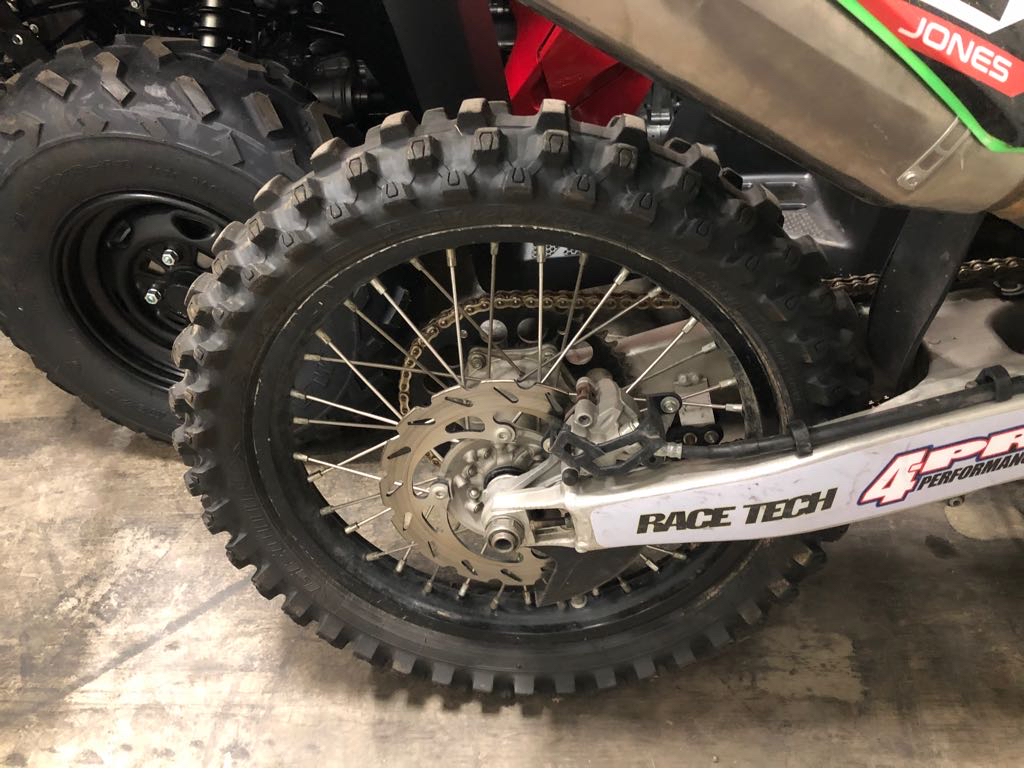 2019 Kawasaki KX 450 - Photo 5