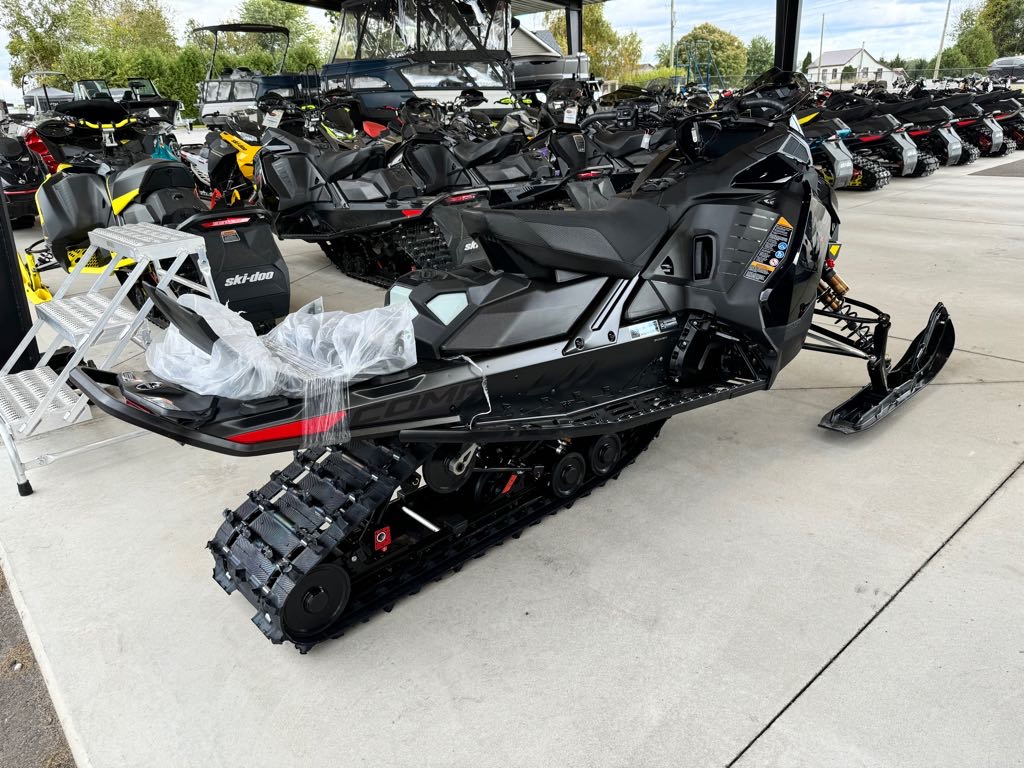 2025 Ski-Doo MXZ XRS With Competition Package 850 E-TEC Turbo R - Photo 11