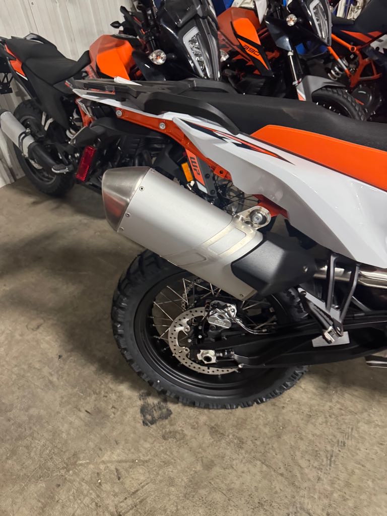 2024 KTM 890 ADVENTURE R - Photo 4