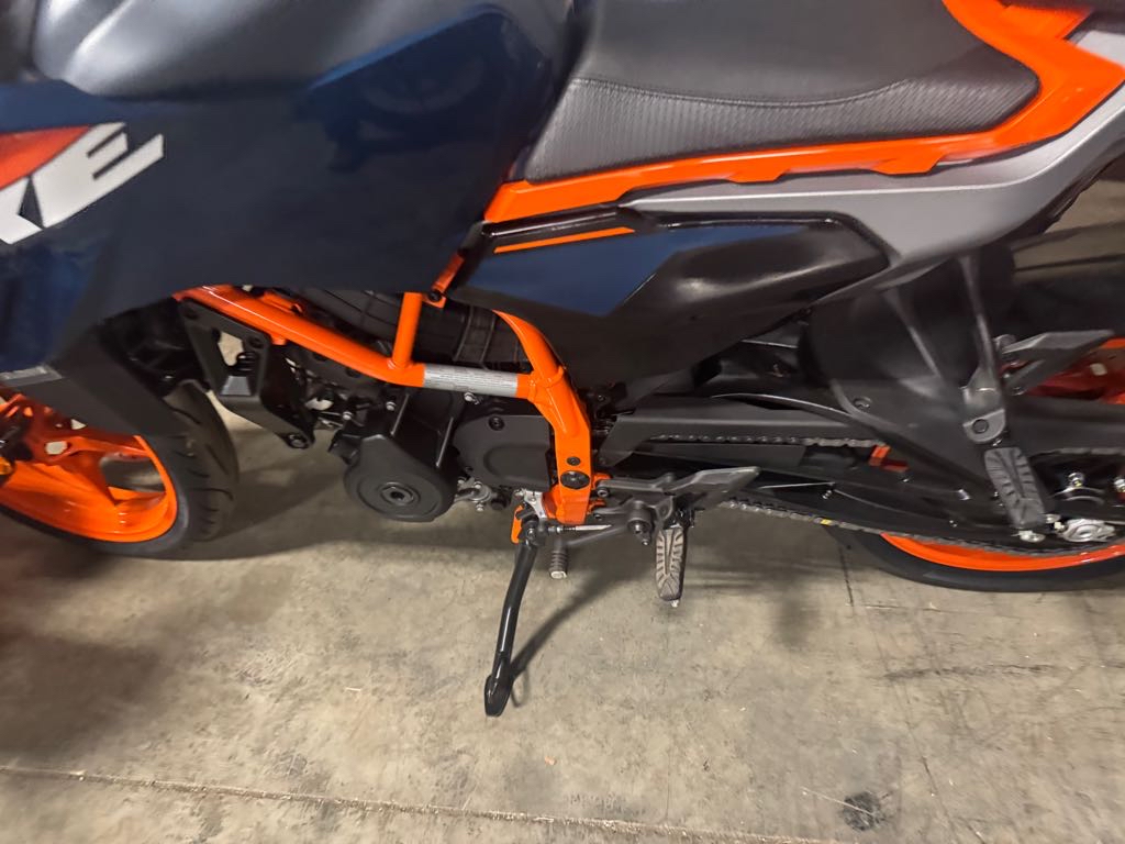 2024 KTM 390 DUKE - Photo 7