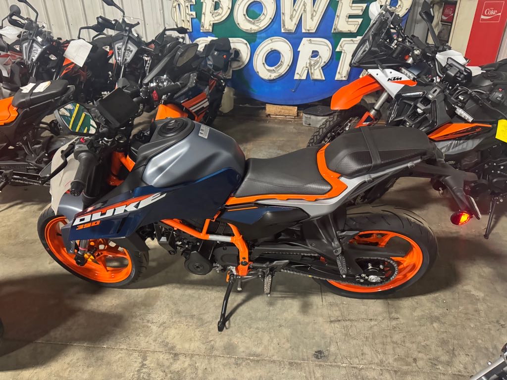 2024 KTM 390 DUKE - Photo 3