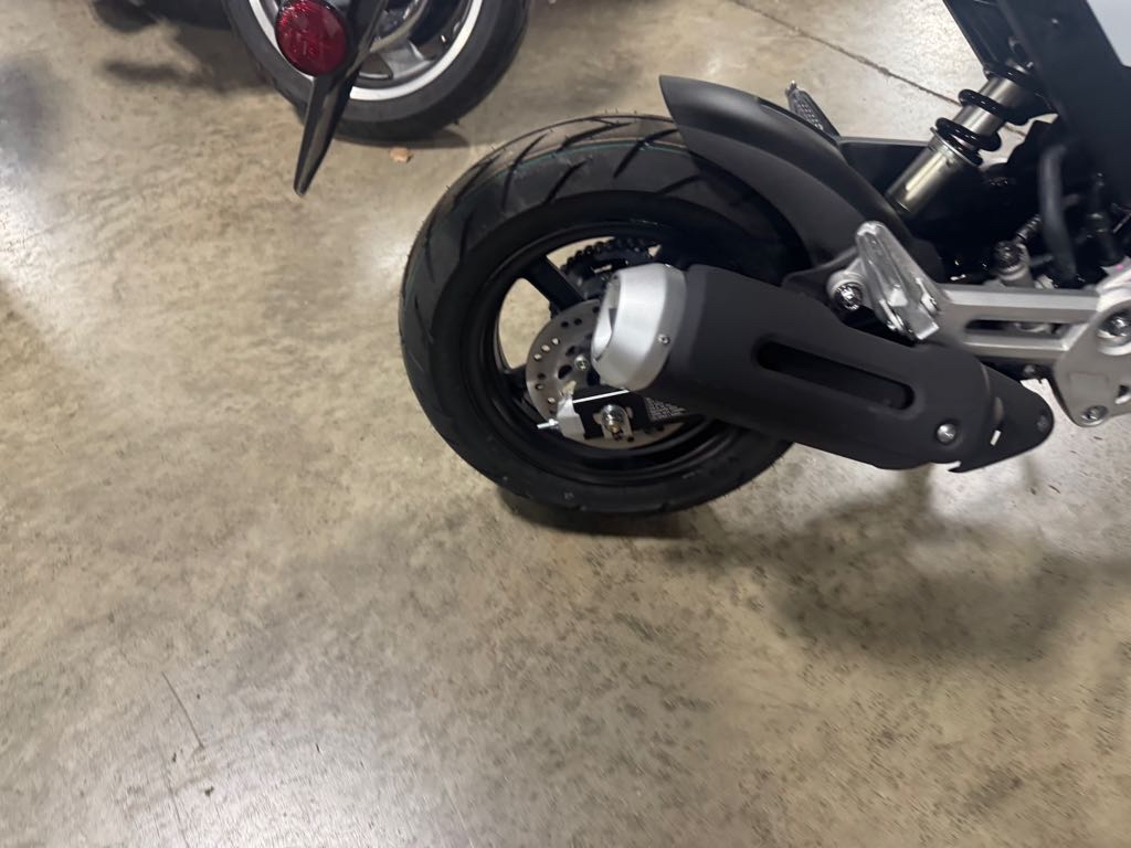 2025 Honda GROM 125 - Photo 7