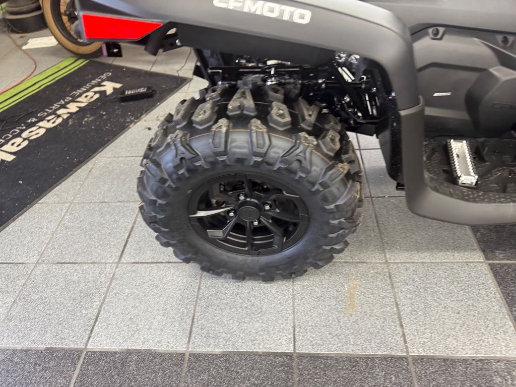 2025 CFMOTO CFORCE 600 - Photo 7