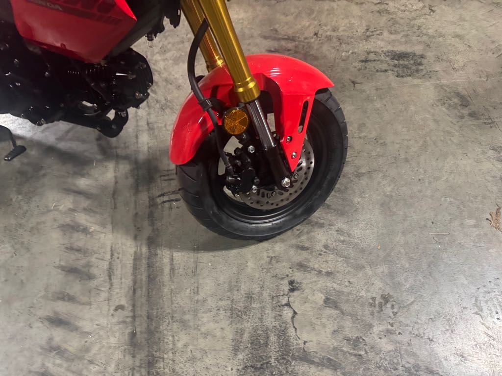 2025 Honda GROM 125 - Photo 2