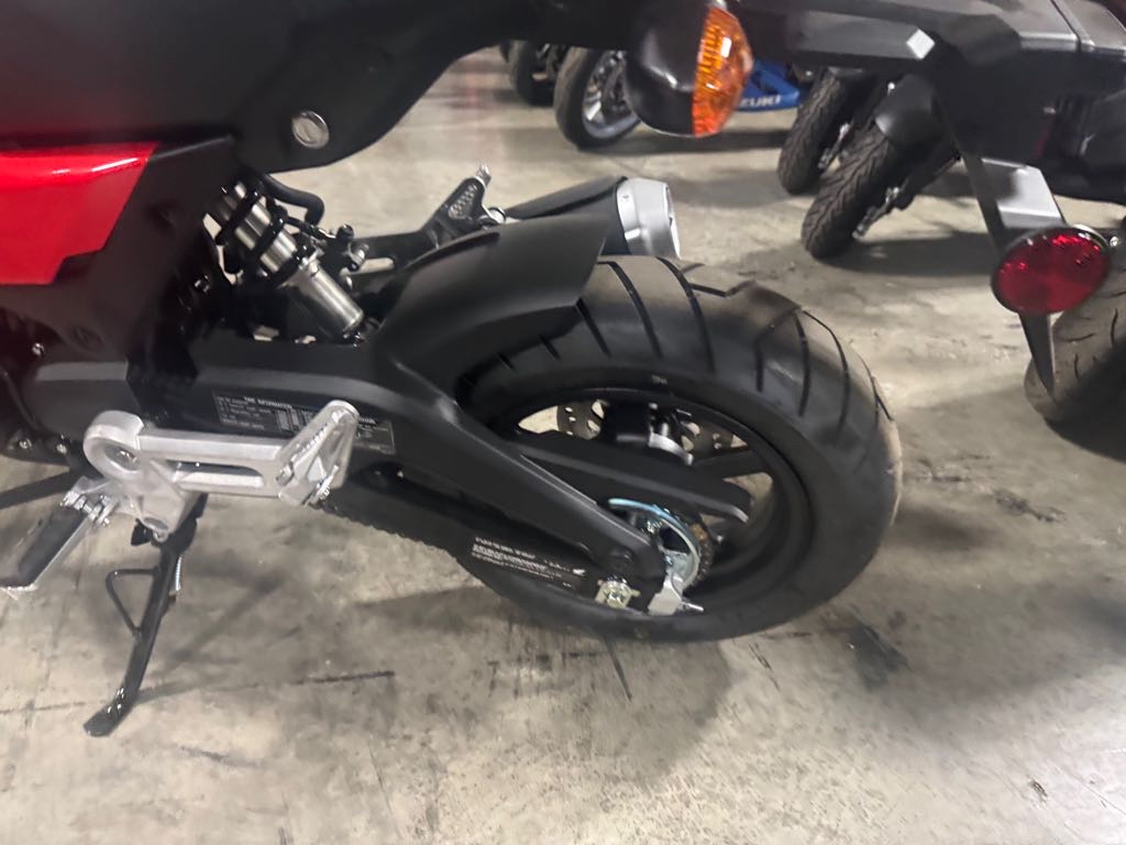 2025 Honda GROM 125 - Photo 8