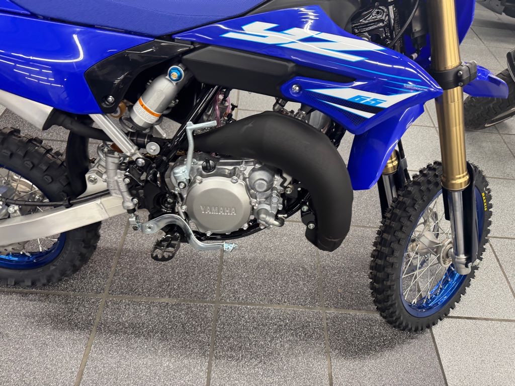 2025 Yamaha YZ 65 - Photo 2