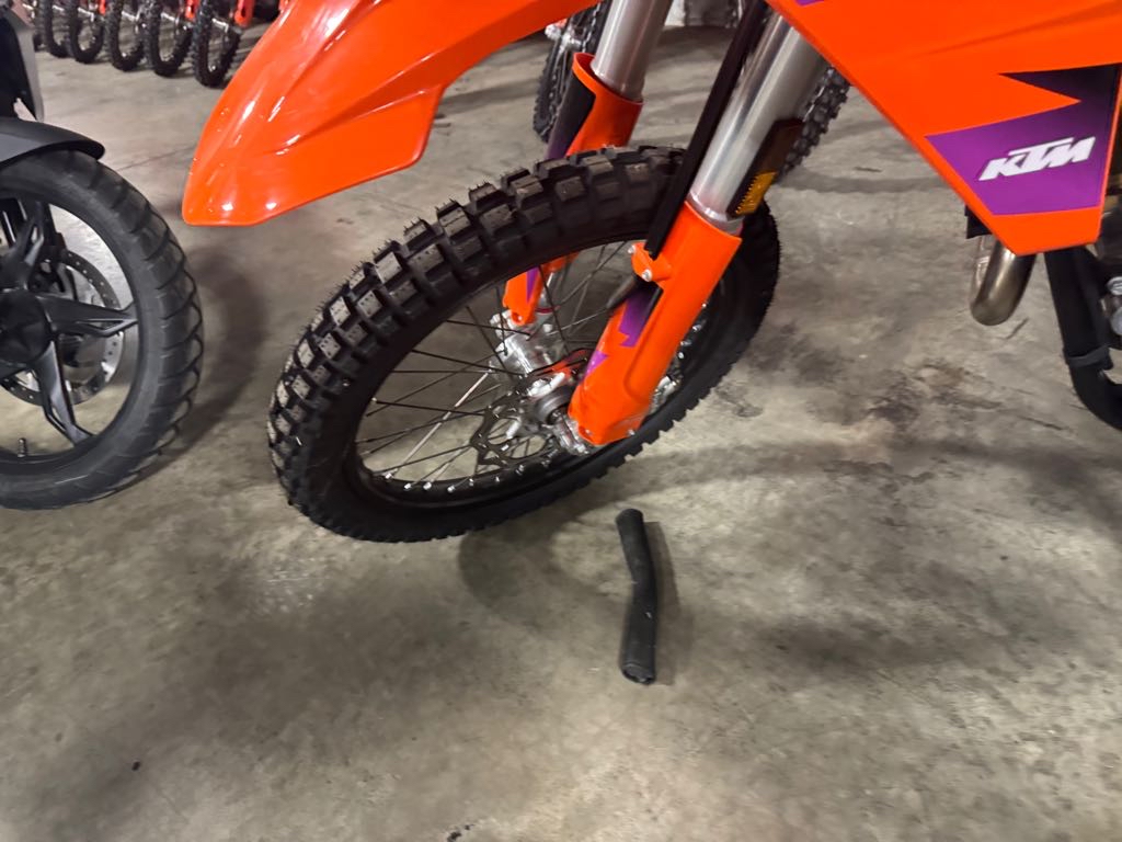 2025 KTM 350 EXC F CHAMPION EDITION - Photo 9