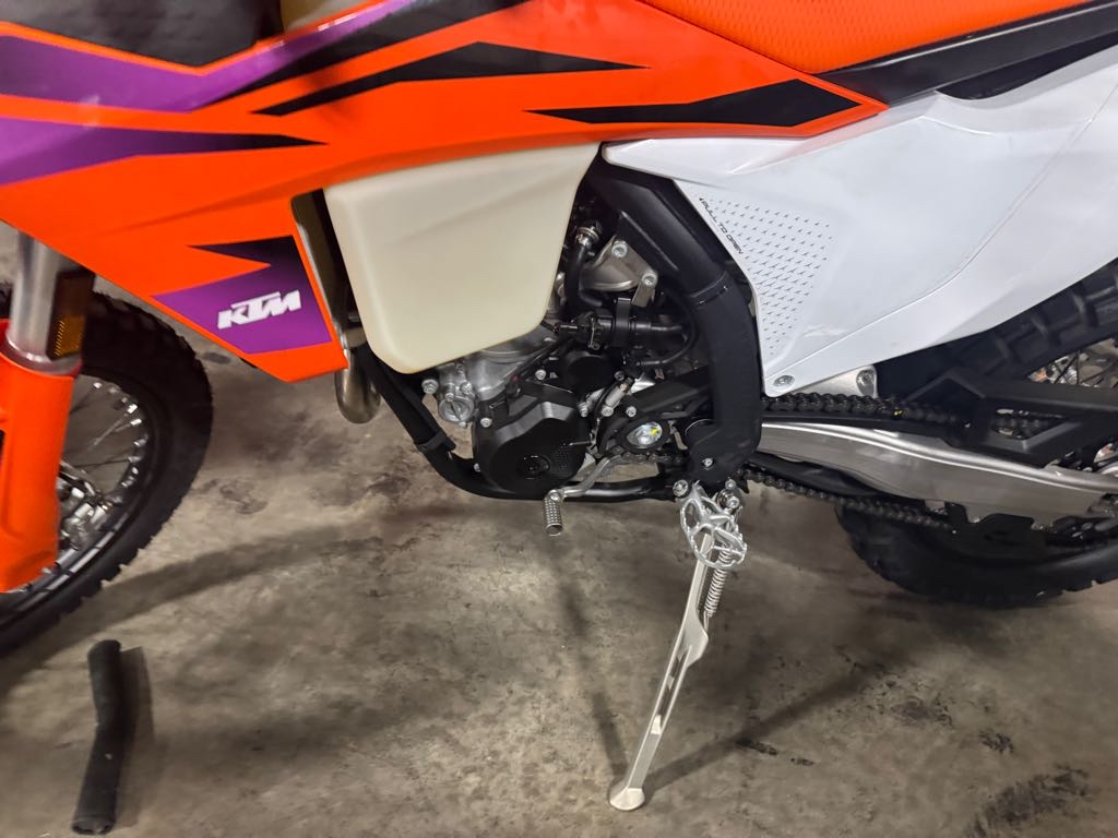 2025 KTM 350 EXC F CHAMPION EDITION - Photo 4