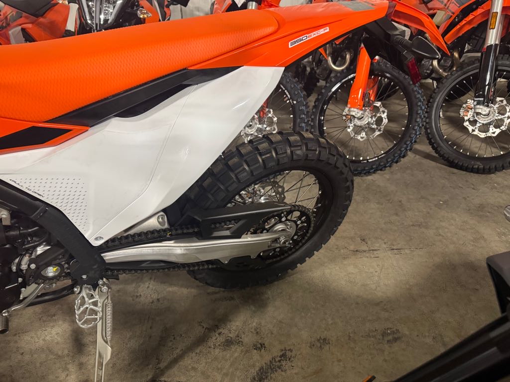 2025 KTM 350 EXC F CHAMPION EDITION - Photo 7