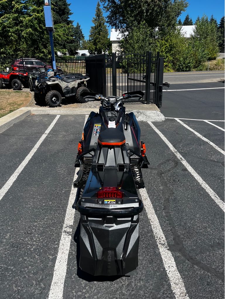 2025 Polaris Switchback® Assault® 9R 146 - Photo 8