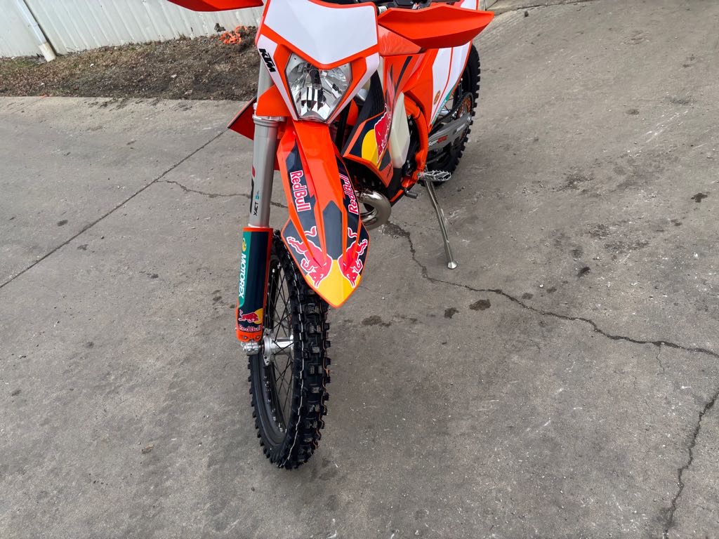 2025 KTM 300 XC-W CHAMPION EDITION - Photo 6