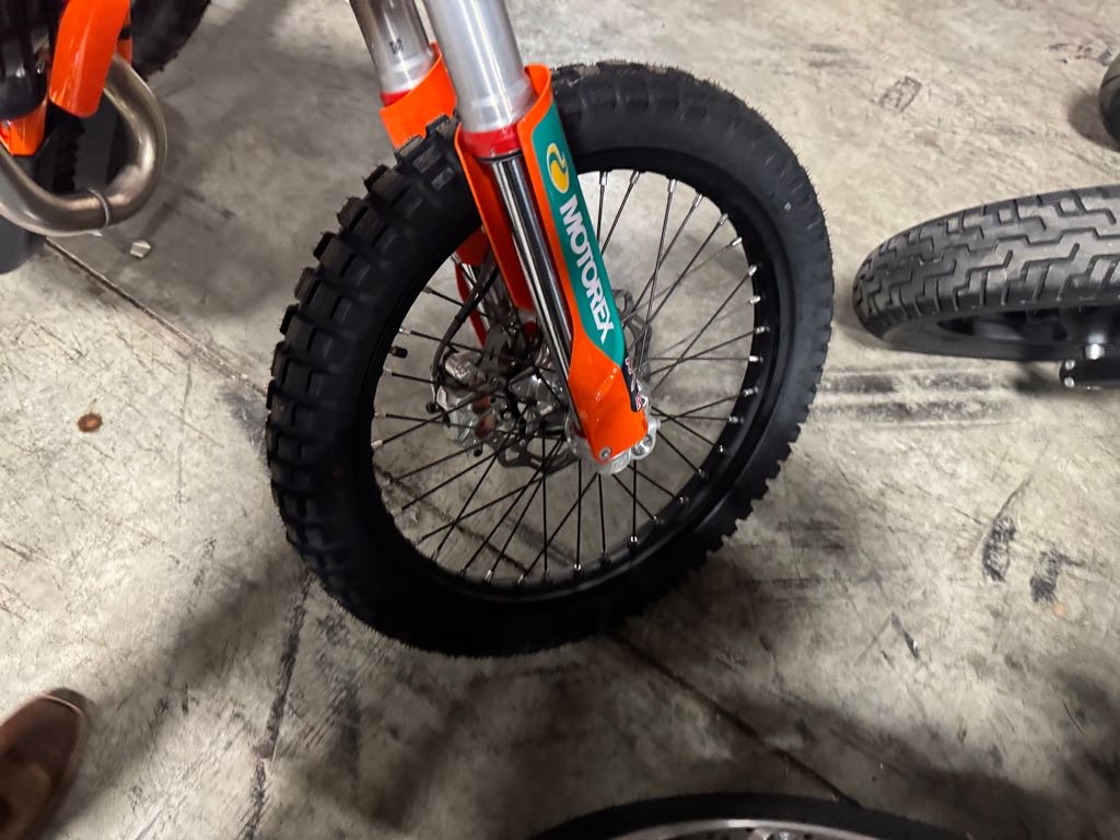 2025 KTM 350 EXC-F CHAMPION EDITION - Photo 8