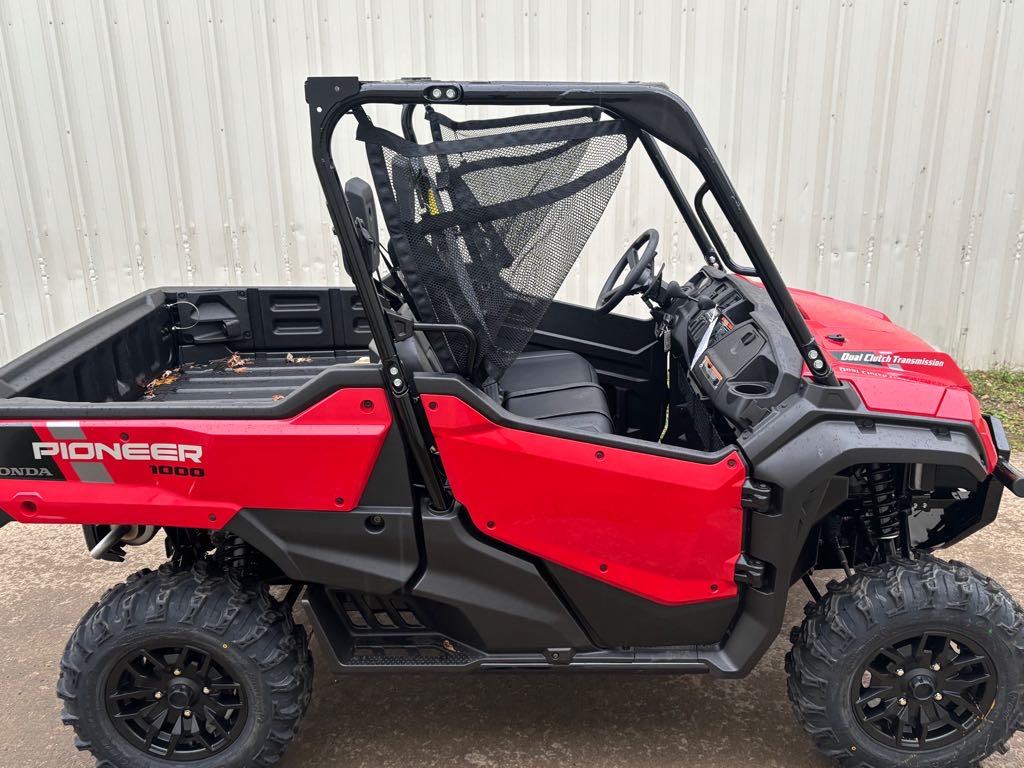 2025 Honda PIONEER 1000 DELUXE
