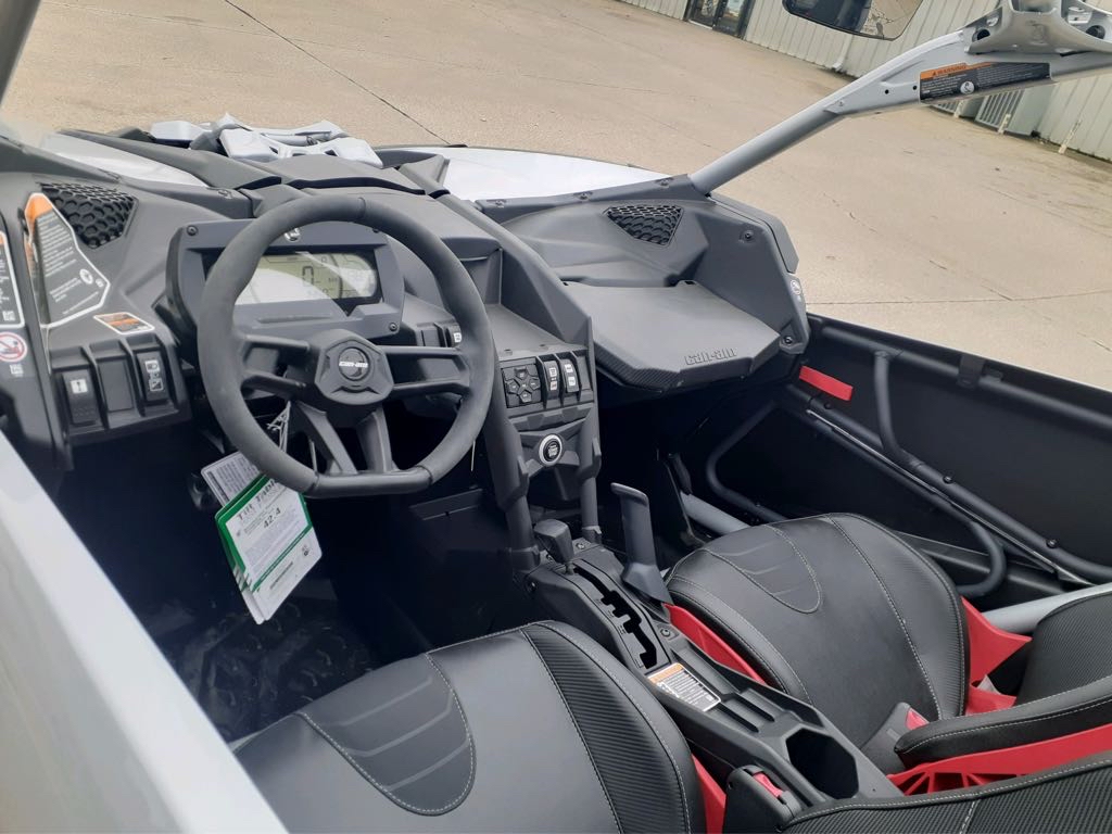 2025 Can-Am MAVERICK X3 XMR TURBO RR 72 - Photo 7