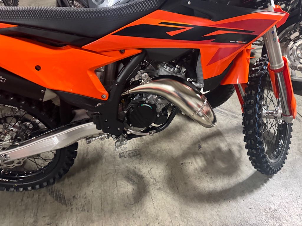 2025 KTM 150 SX - Photo 2