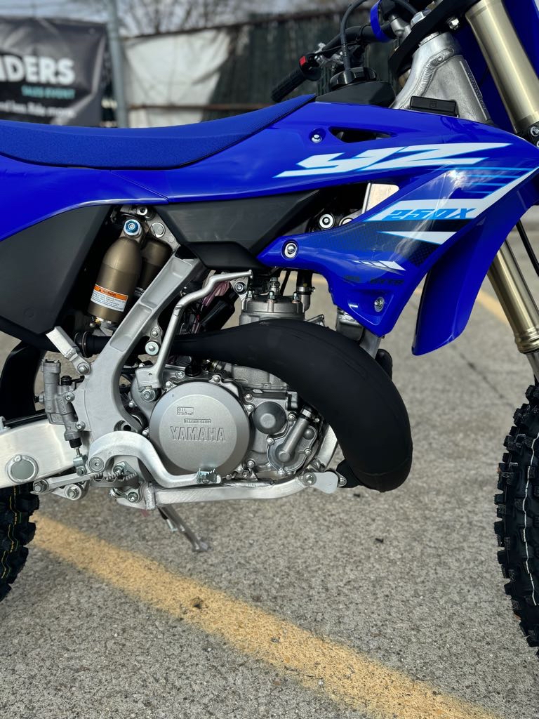 2025 Yamaha YZ 250X - Photo 3