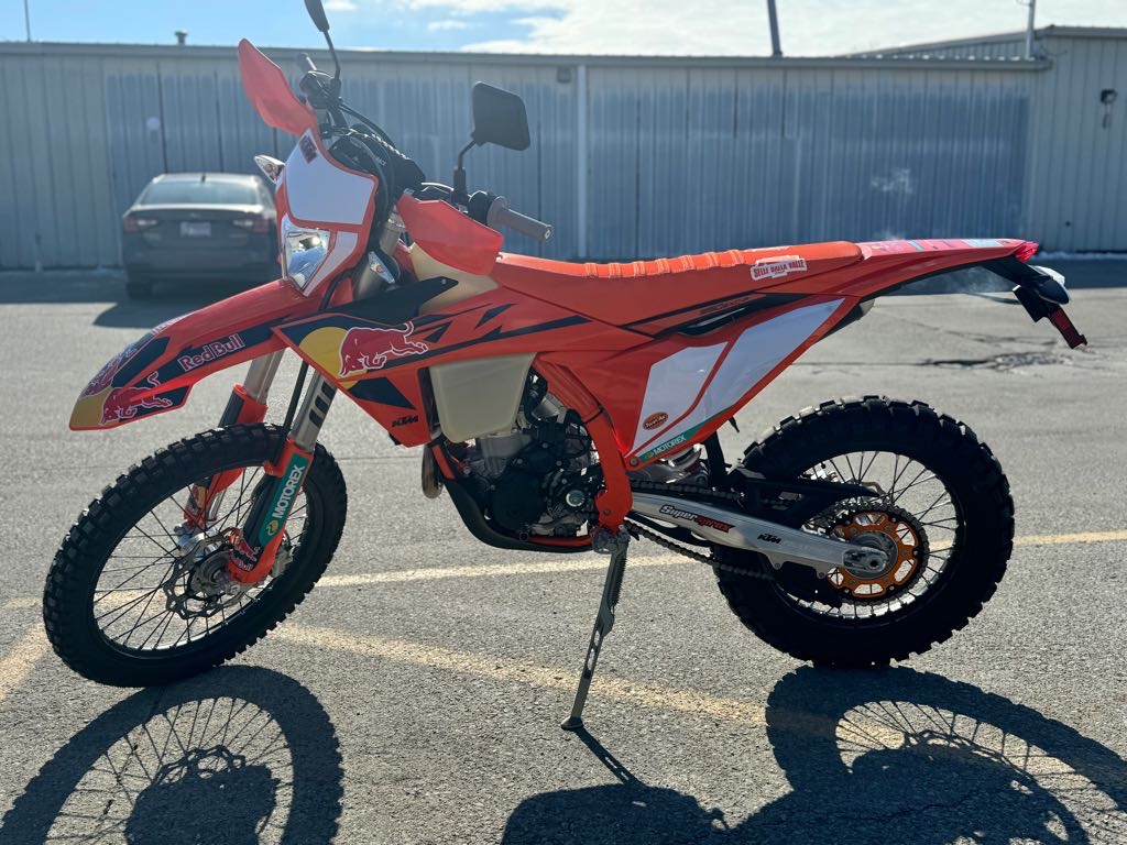 2025 KTM 500 EXC-F CHAMPION EDITION - Photo 6