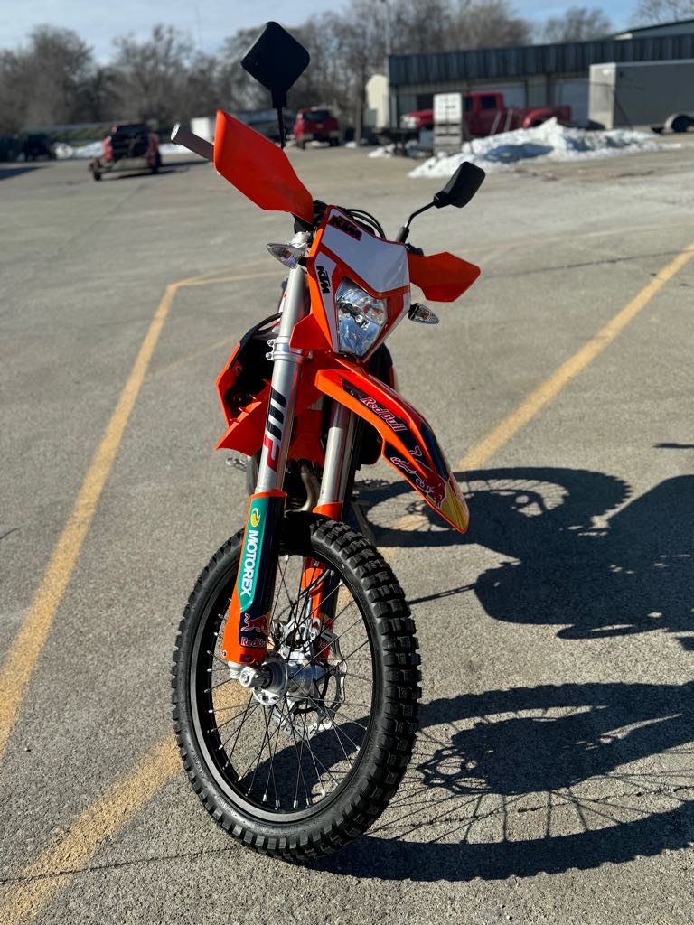 2025 KTM 500 EXC-F CHAMPION EDITION - Photo 5