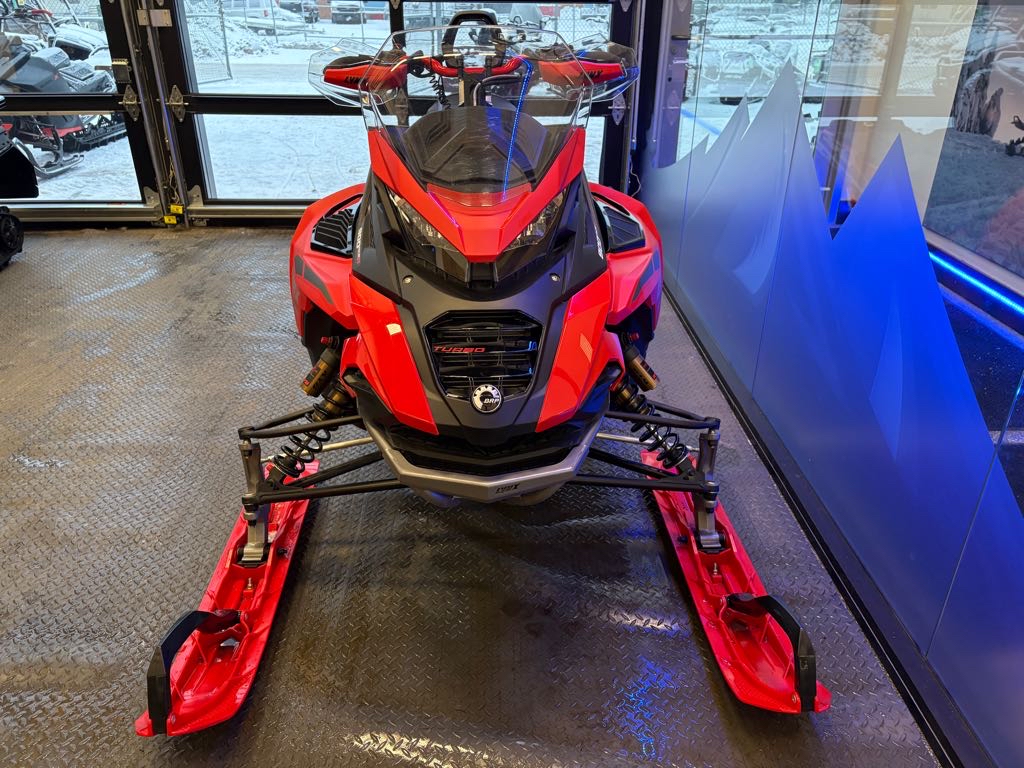 2023 Lynx SM XTE RE 9ATR E GY - Photo 2