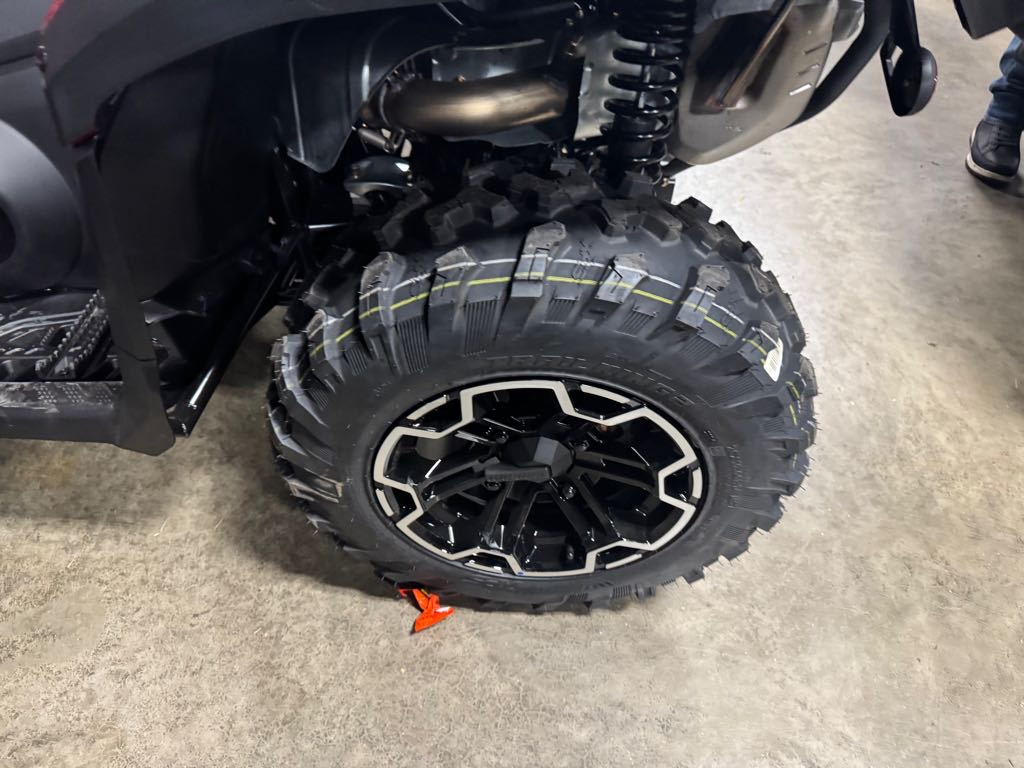2025 Can-Am OUTLANDER XT 1000R - Photo 5