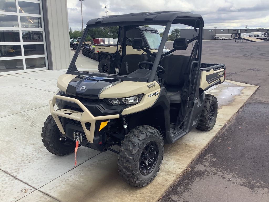 2025 Can-Am Defender XT HD9 - Photo 4
