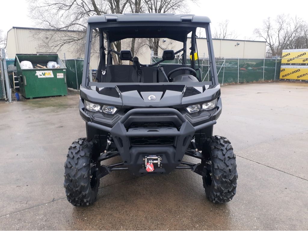 2025 Can-Am DEFENDER MAX XT 10 - Photo 4