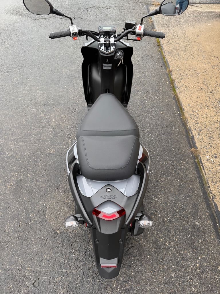 2025 KYMCO SUPER 8 50X - Photo 4
