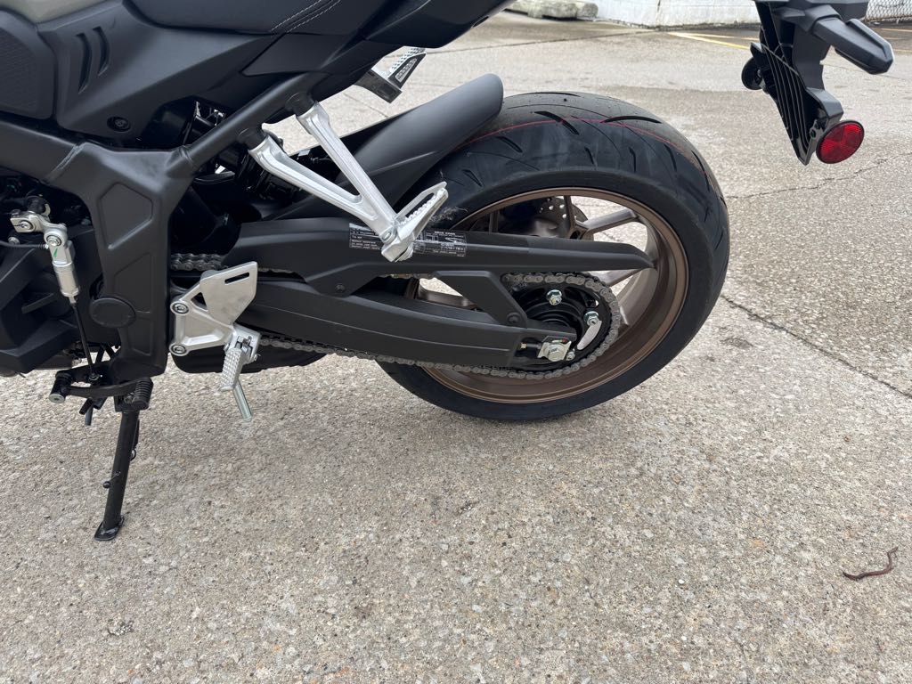 2024 Honda CB650R ABS - Photo 9