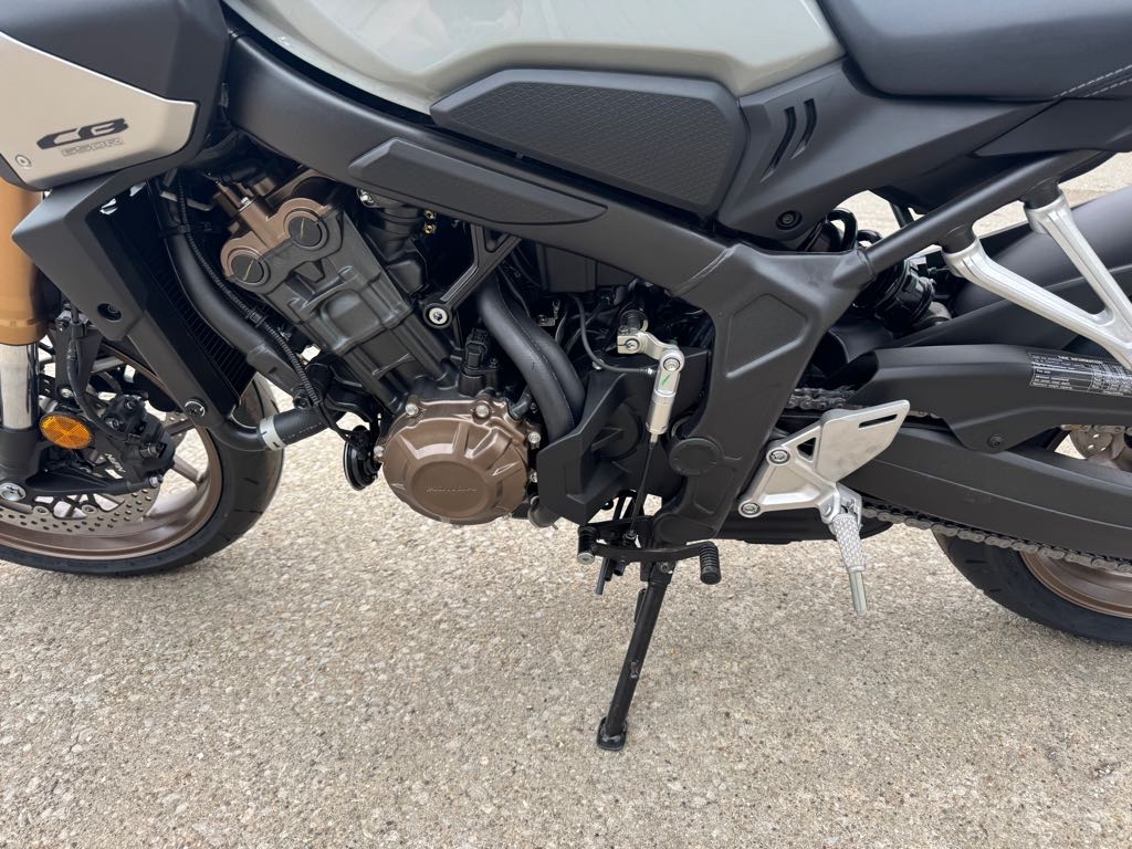 2024 Honda CB650R ABS - Photo 7