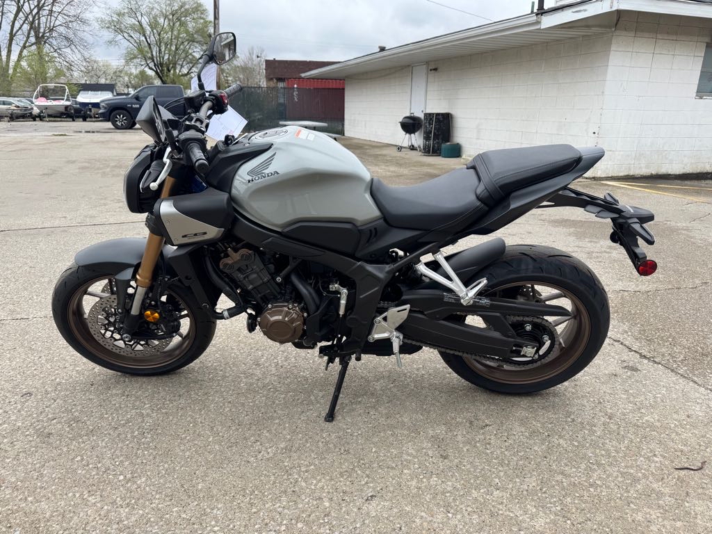 2024 Honda CB650R ABS - Photo 6