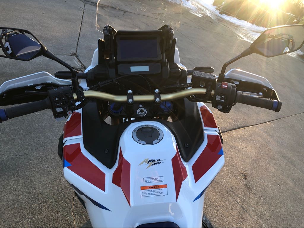 2025 Honda AFRICA TWIN ADVENTURE SPORTS ES DCT - Photo 11