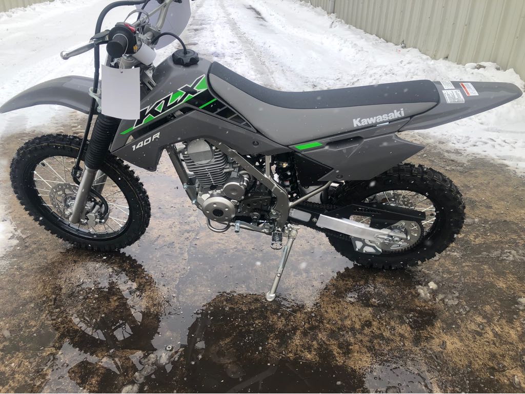 2025 Kawasaki KLX 140R - Photo 7