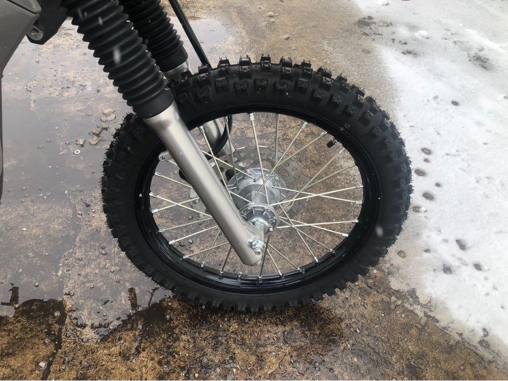 2025 Kawasaki KLX 140R - Photo 3