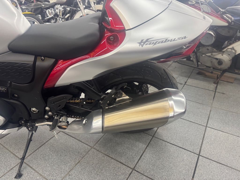 2022 Suzuki HAYABUSA 1340 - Photo 15