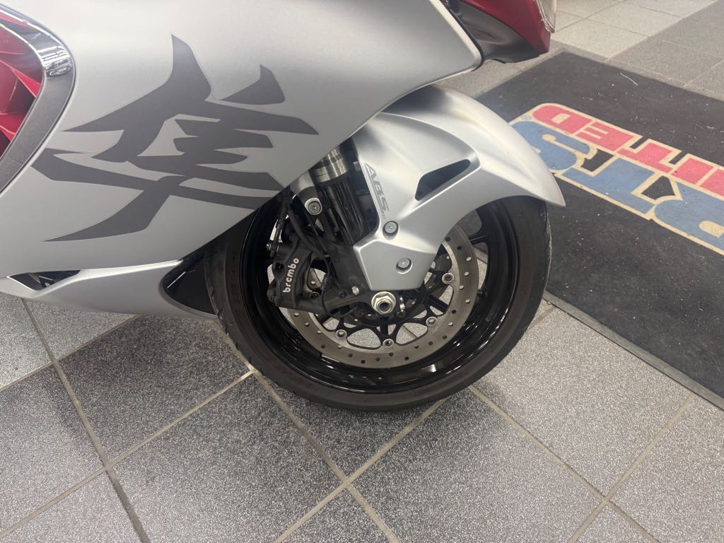 2022 Suzuki HAYABUSA 1340 - Photo 10