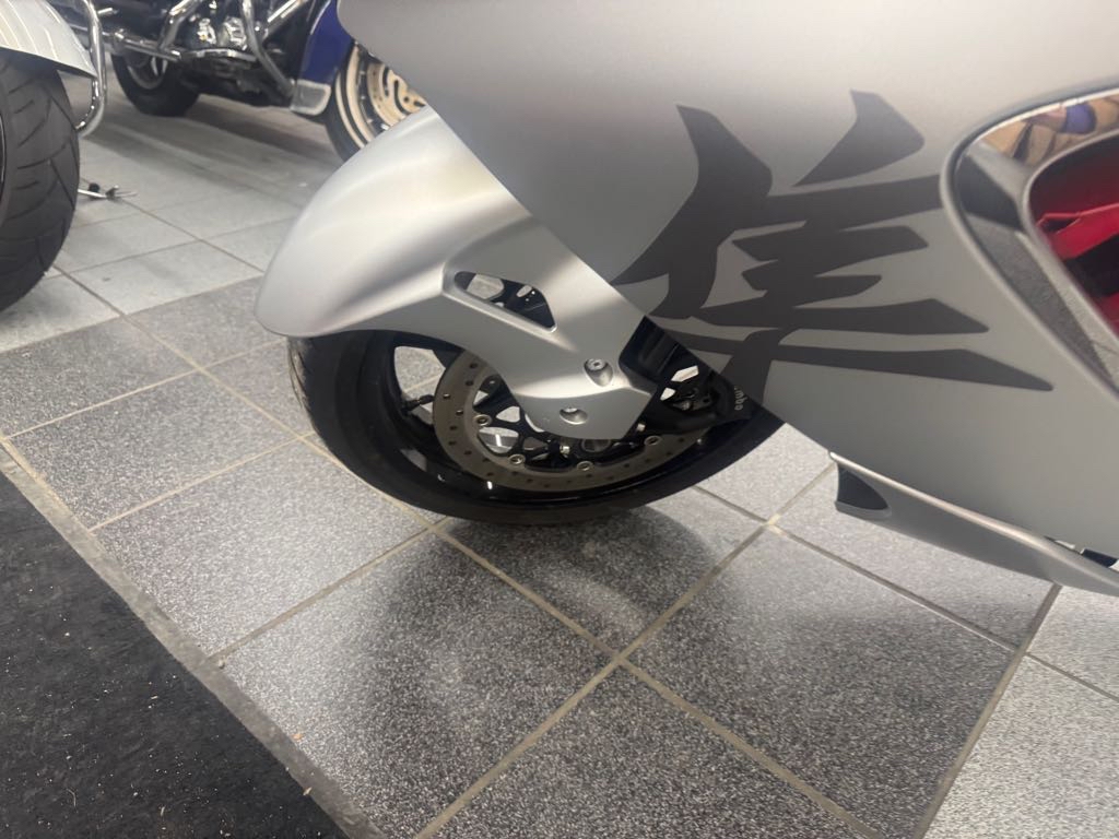 2022 Suzuki HAYABUSA 1340 - Photo 14