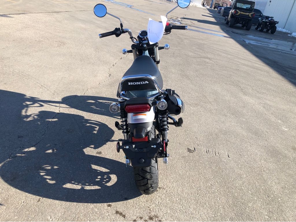 2025 Honda DAX 125 - Photo 5