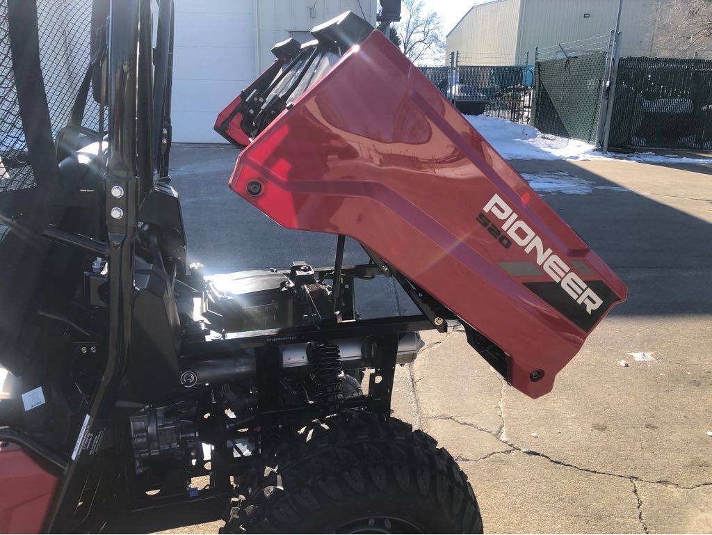 2025 Honda PIONEER 520 - Photo 8