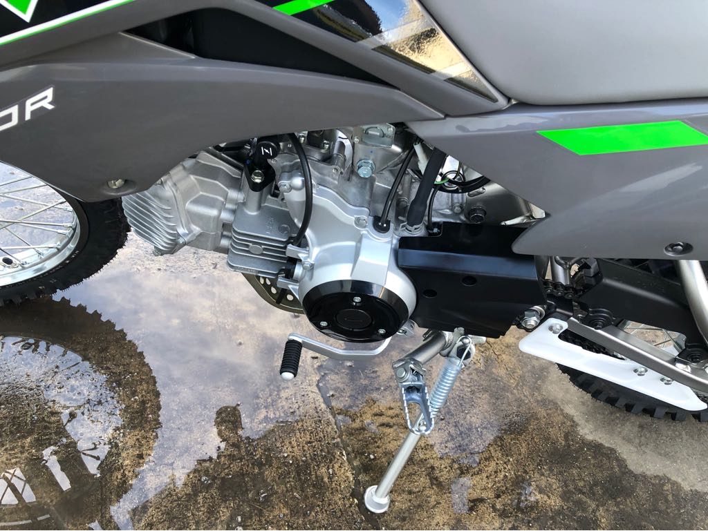 2025 Kawasaki KLX 110R - Photo 8