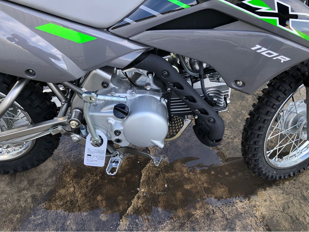2025 Kawasaki KLX 110R - Photo 3