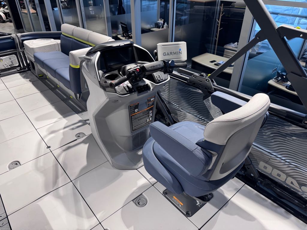 2025 Sea-Doo Switch Cruise Limited 21 - 230 HP - Photo 6