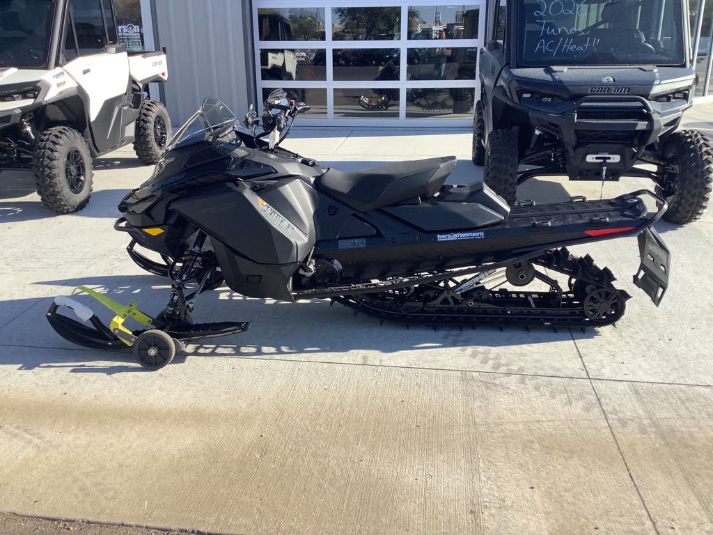 2025 Ski-Doo Backcountry™ Adrenaline® 850 E-TEC® 146 2.0 - Photo 4