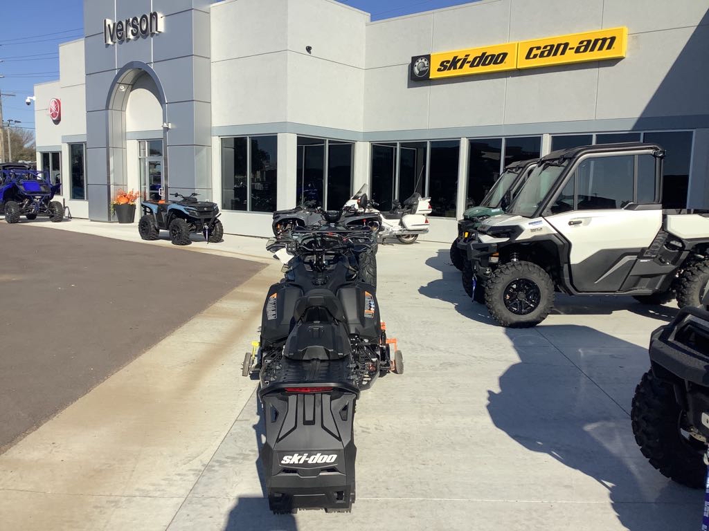 2025 Ski-Doo Backcountry™ Adrenaline® 850 E-TEC® 146 2.0 - Photo 6