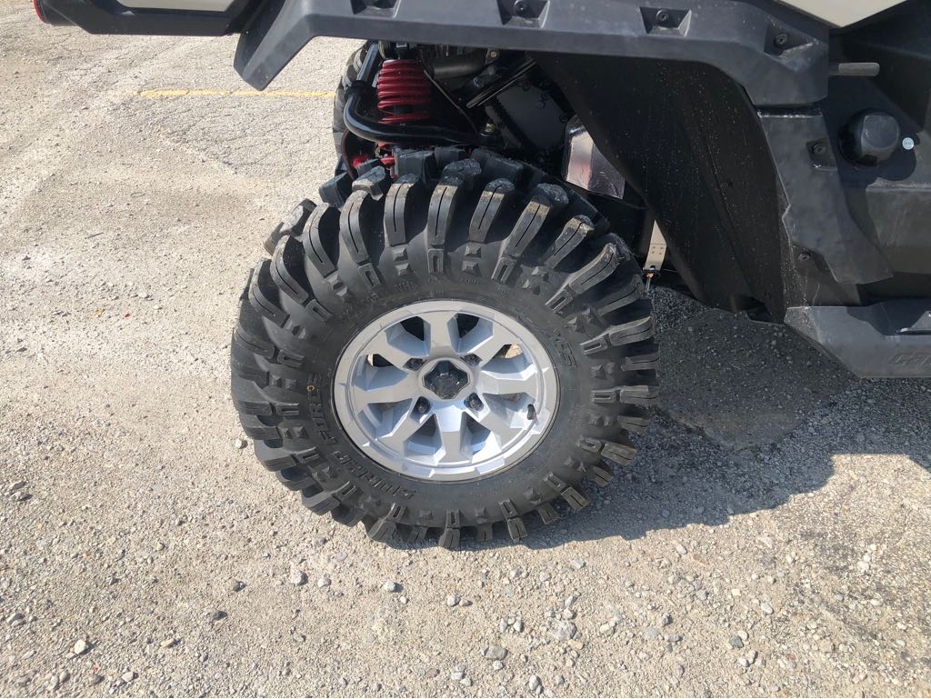 2025 Can-Am COMMANDER XT-P 1000R - Photo 3